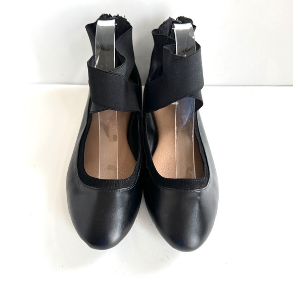 TORRID BLACK FAUX LEATHER ELASTIC STRAP BACK-ZIP WIDE WIDTH BALLET FLAT Sz10W - Picture 2 of 12